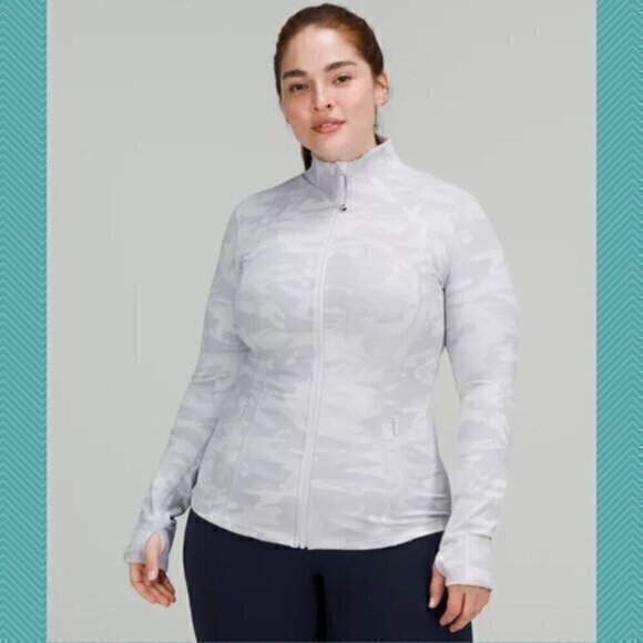 Lululemon Define Jacket Luxtreme DESIGNED FOR ON THE MOVE Size 6 - Picture 1 of 10